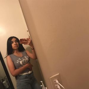 Meet your Posher, Kasandra